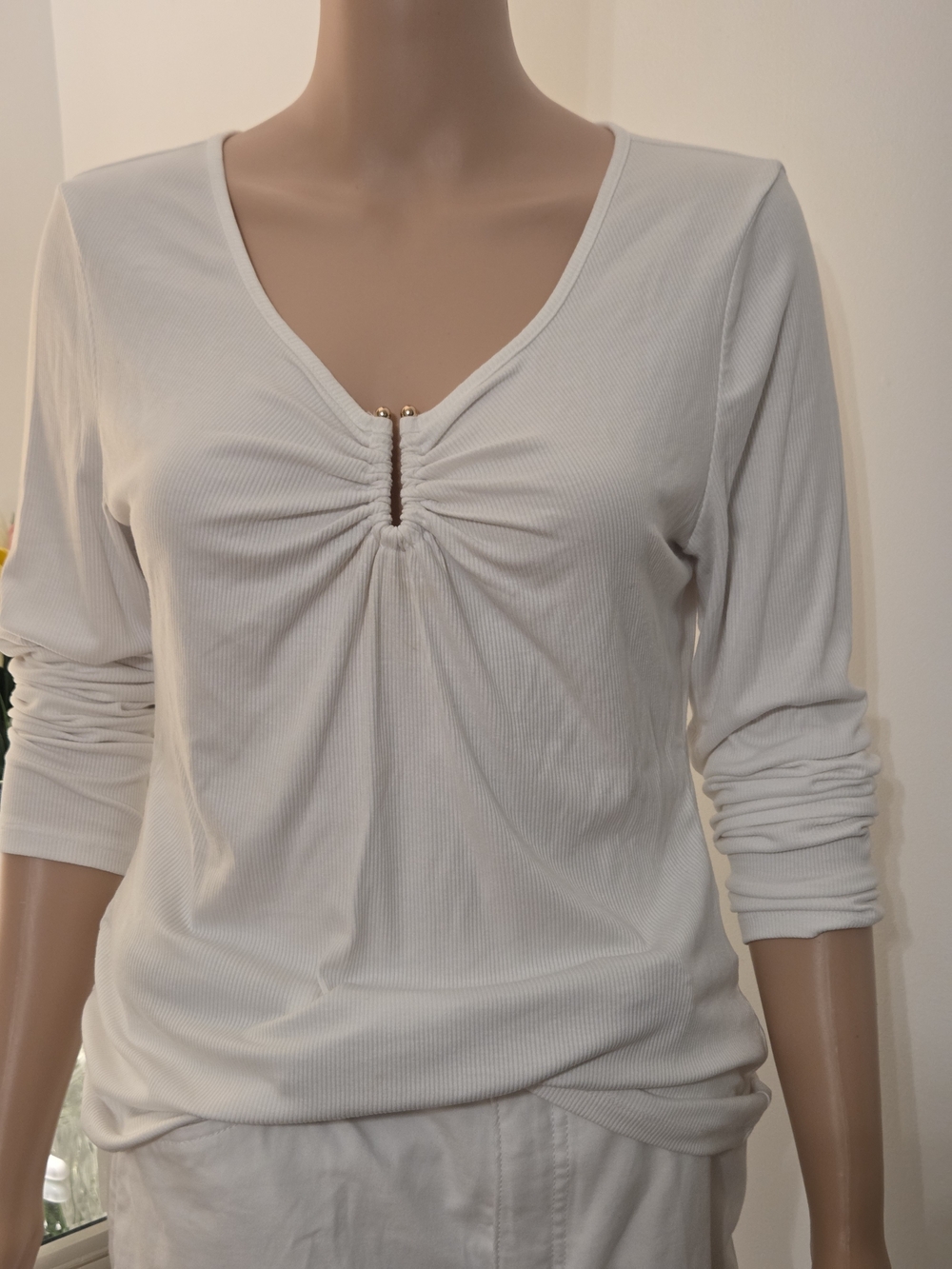 INC International Concepts Cream V-Neck Long Sleeve Top with Gathered Front